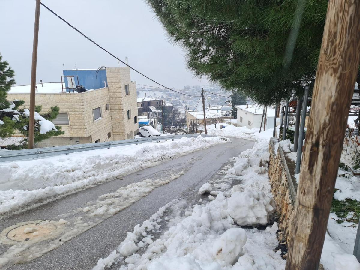 Vida Bhermon 2, One Small Wooden Cabin Majdal Shams Exterior foto