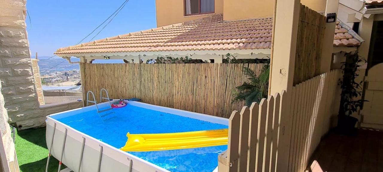 Vida Bhermon 2, One Small Wooden Cabin Majdal Shams Exterior foto